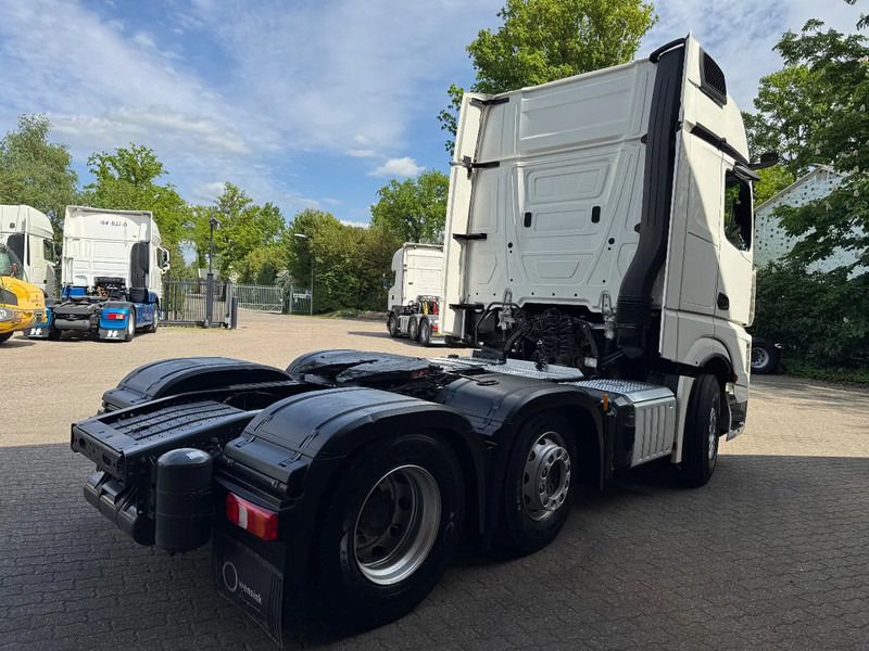 Mercedes-Benz Actros 2545 6X2 Gigaspace Gestuurde voorloopas NL Truck 327.240KM - Tractor head: gambar 3 Mercedes-Benz Actros 2545 6X2 Gigaspace Gestuurde voorloopas NL Truck 327.240KM - Tractor head: gambar 3
