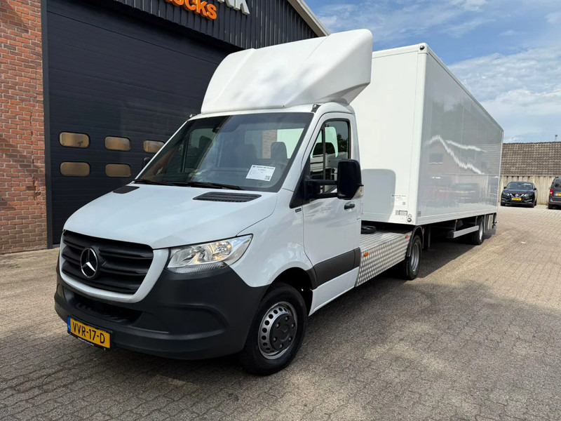 Mercedes-Benz Sprinter BE combinatie met Feldbinder oplegger 22.212KM! - Tractor head: gambar 1 Mercedes-Benz Sprinter BE combinatie met Feldbinder oplegger 22.212KM! - Tractor head: gambar 1