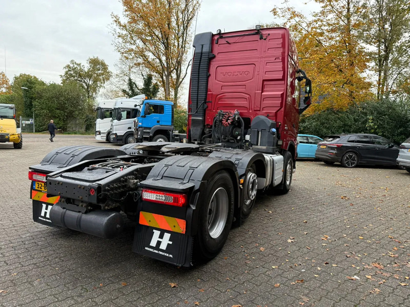 Volvo FH 460 6X2 Globetrotter PTO Hydraulic NL Truck 738.390KM - Tractor head: gambar 4 Volvo FH 460 6X2 Globetrotter PTO Hydraulic NL Truck 738.390KM - Tractor head: gambar 4