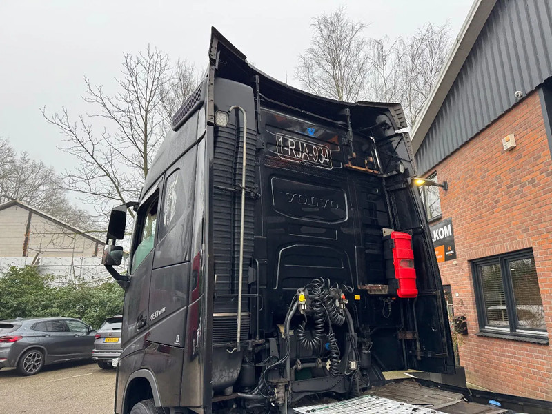 Leasing Volvo FH Dual clutch 2X tank Standairco 689.009KM! Alcoa Volvo FH Dual clutch 2X tank Standairco 689.009KM! Alcoa: gambar 17 Leasing Volvo FH Dual clutch 2X tank Standairco 689.009KM! Alcoa Volvo FH Dual clutch 2X tank Standairco 689.009KM! Alcoa: gambar 17