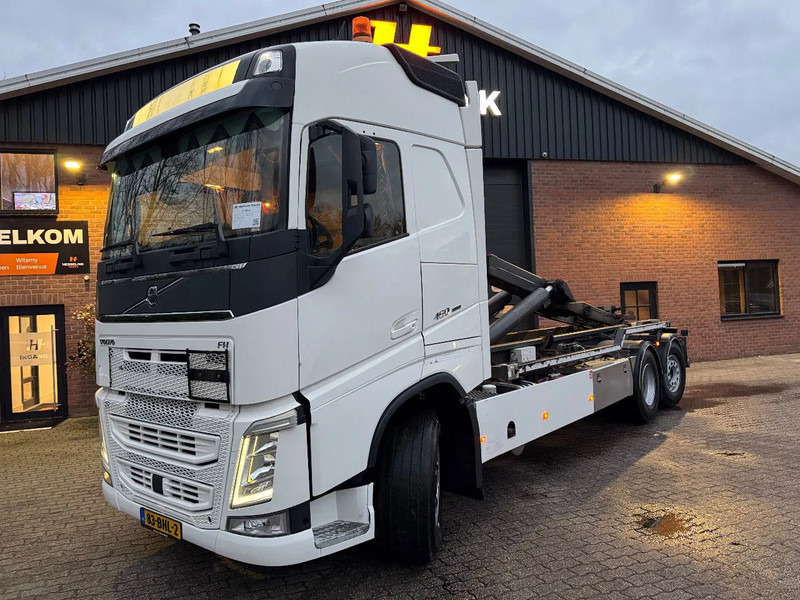 Volvo FH 460 6X2 VDL 25T Haakarm Standairco 9T Vooras Stuuras NL Truck - Hook lift: gambar 1 Volvo FH 460 6X2 VDL 25T Haakarm Standairco 9T Vooras Stuuras NL Truck - Hook lift: gambar 1