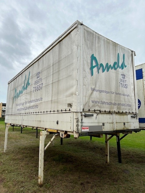Ackermann-Fruehauf Wechselpritsche mit Bordwänden und Plane BDF System 7.150 mm - Tukar tubuh tirai: gambar 1 Ackermann-Fruehauf Wechselpritsche mit Bordwänden und Plane BDF System 7.150 mm - Tukar tubuh tirai: gambar 1