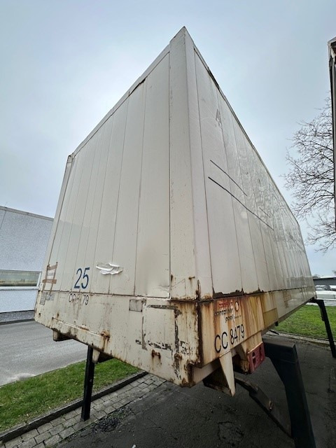 Krone BDF-System 7.45m, Heck Portaltüren, Doppelstock und Schlüssellochbleche - Tukar tubuh box: gambar 1 Krone BDF-System 7.45m, Heck Portaltüren, Doppelstock und Schlüssellochbleche - Tukar tubuh box: gambar 1