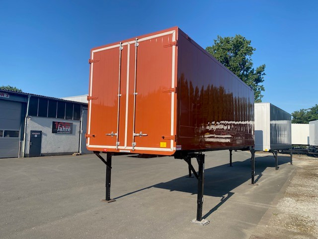 Krone BDF-System 7.45m, LACK NEU! Durchladesystem: Heck Portaltüren vorne und Hinten - Tukar tubuh box: gambar 1 Krone BDF-System 7.45m, LACK NEU! Durchladesystem: Heck Portaltüren vorne und Hinten - Tukar tubuh box: gambar 1