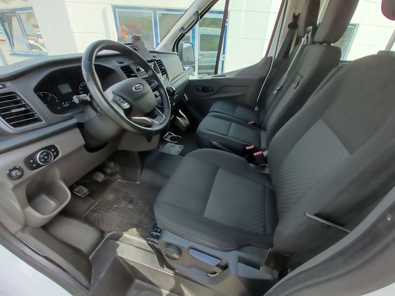 Leasing  Ford Transit Kombi 350 L2 Trend 9-Sitzer 2xHeizung/Kl Ford Transit Kombi 350 L2 Trend 9-Sitzer 2xHeizung/Kl: gambar 12