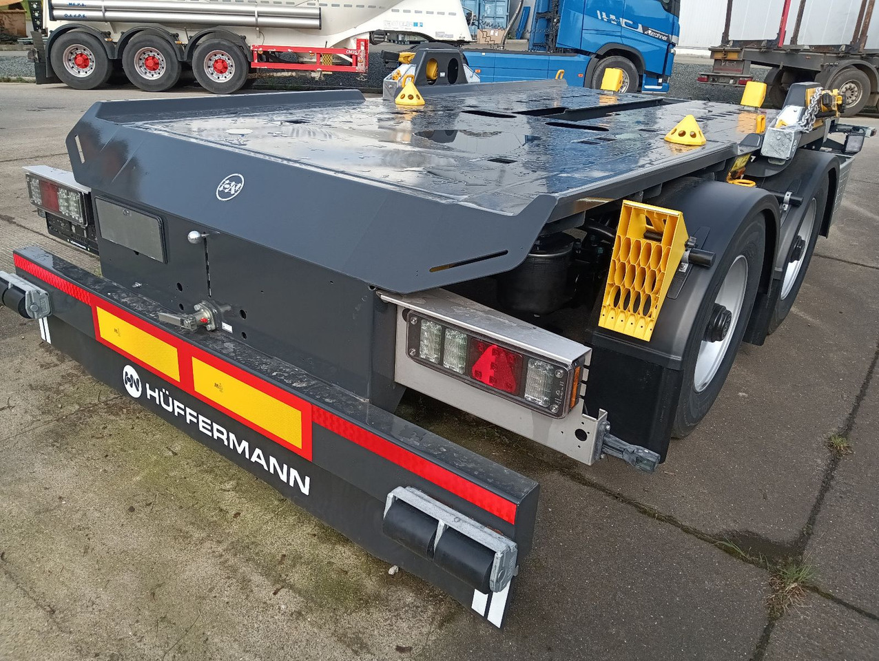 Hüffermann 2-A-MINI-CARRIER SAFETYFIX VERZINKT NEU FULLOPTI - Trailer lewati: gambar 4 Hüffermann 2-A-MINI-CARRIER SAFETYFIX VERZINKT NEU FULLOPTI - Trailer lewati: gambar 4