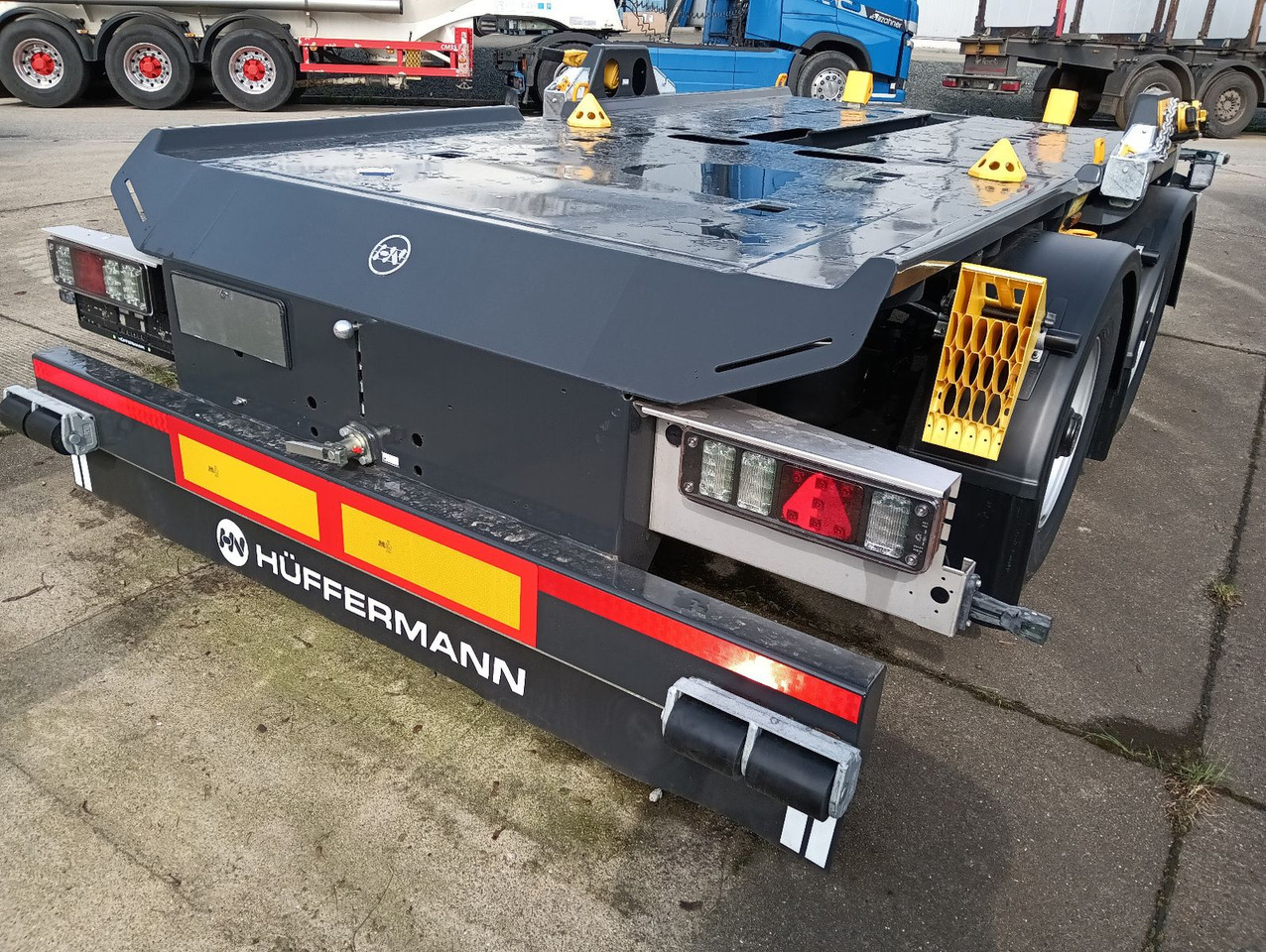 Hüffermann 2-A-MINI-CARRIER SAFETYFIX VERZINKT NEU FULLOPTI - Trailer lewati: gambar 2 Hüffermann 2-A-MINI-CARRIER SAFETYFIX VERZINKT NEU FULLOPTI - Trailer lewati: gambar 2