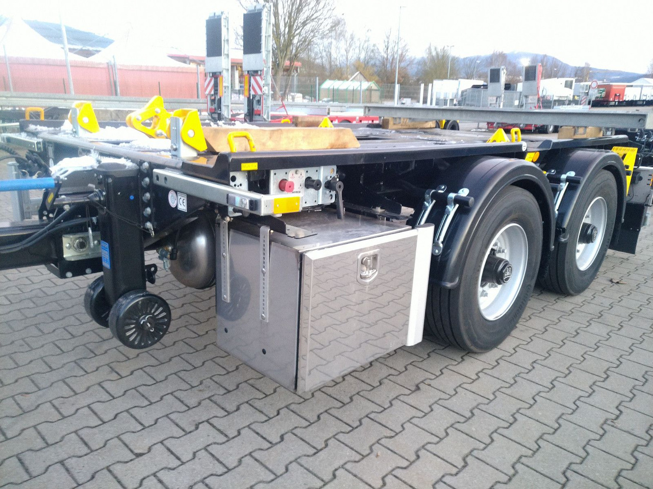 Hüffermann 2-ACHS-MINI-CARRIER MULTIFIX verzinkt NEU BPW Hüffermann 2-ACHS-MINI-CARRIER MULTIFIX verzinkt NEU BPW - Trailer lewati: gambar 3 Hüffermann 2-ACHS-MINI-CARRIER MULTIFIX verzinkt NEU BPW Hüffermann 2-ACHS-MINI-CARRIER MULTIFIX verzinkt NEU BPW - Trailer lewati: gambar 3