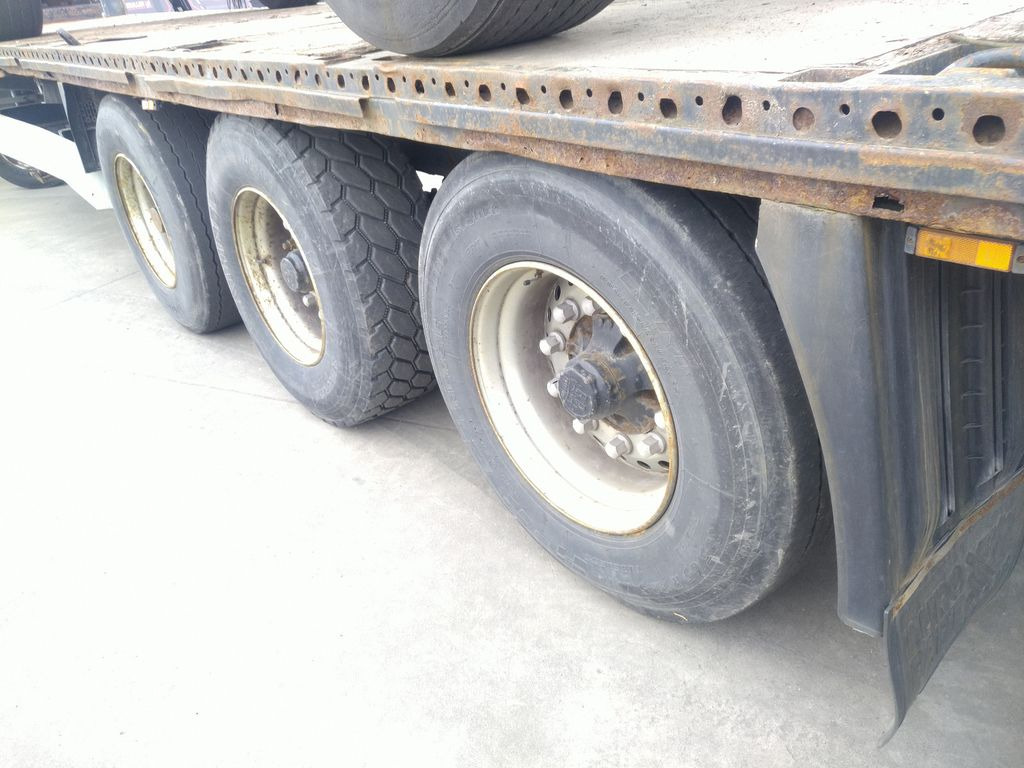 Semi-trailer flatbed Krone SDP27 TwistLocks 40"+ 20" BPW Lift Rungentaschen: gambar 8 Semi-trailer flatbed Krone SDP27 TwistLocks 40"+ 20" BPW Lift Rungentaschen: gambar 8