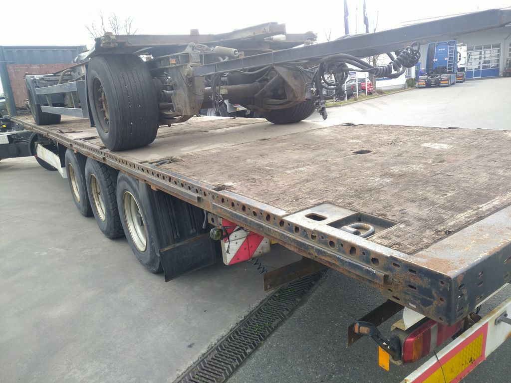 Semi-trailer flatbed Krone SDP27 TwistLocks 40"+ 20" BPW Lift Rungentaschen: gambar 9 Semi-trailer flatbed Krone SDP27 TwistLocks 40"+ 20" BPW Lift Rungentaschen: gambar 9