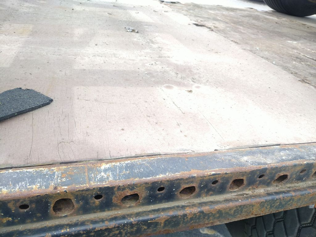 Semi-trailer flatbed Krone SDP27 TwistLocks 40"+ 20" BPW Lift Rungentaschen: gambar 15 Semi-trailer flatbed Krone SDP27 TwistLocks 40"+ 20" BPW Lift Rungentaschen: gambar 15