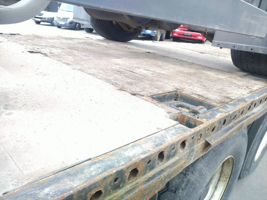 Semi-trailer flatbed Krone SDP27 TwistLocks 40"+ 20" BPW Lift Rungentaschen: gambar 16 Semi-trailer flatbed Krone SDP27 TwistLocks 40"+ 20" BPW Lift Rungentaschen: gambar 16