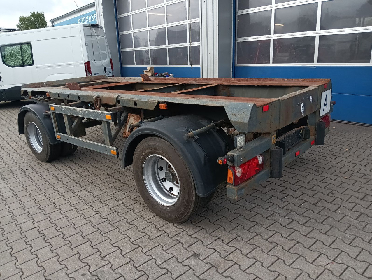Meiller MEILLER HKM A18AbsetzContainer BPW TÜV Reifen70% - Trailer lewati: gambar 1 Meiller MEILLER HKM A18AbsetzContainer BPW TÜV Reifen70% - Trailer lewati: gambar 1