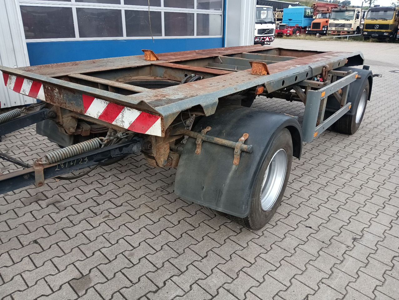 Meiller MEILLER HKM A18AbsetzContainer BPW TÜV Reifen70% - Trailer lewati: gambar 2 Meiller MEILLER HKM A18AbsetzContainer BPW TÜV Reifen70% - Trailer lewati: gambar 2