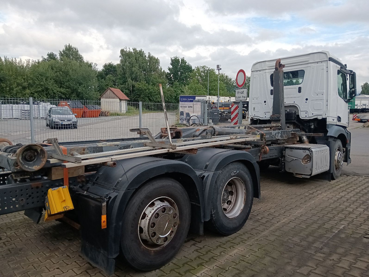 Mercedes-Benz 2545 6x2 Lenk/Lift MEILLER RK2070 Luft/Luft - Truk sasis: gambar 4 Mercedes-Benz 2545 6x2 Lenk/Lift MEILLER RK2070 Luft/Luft - Truk sasis: gambar 4