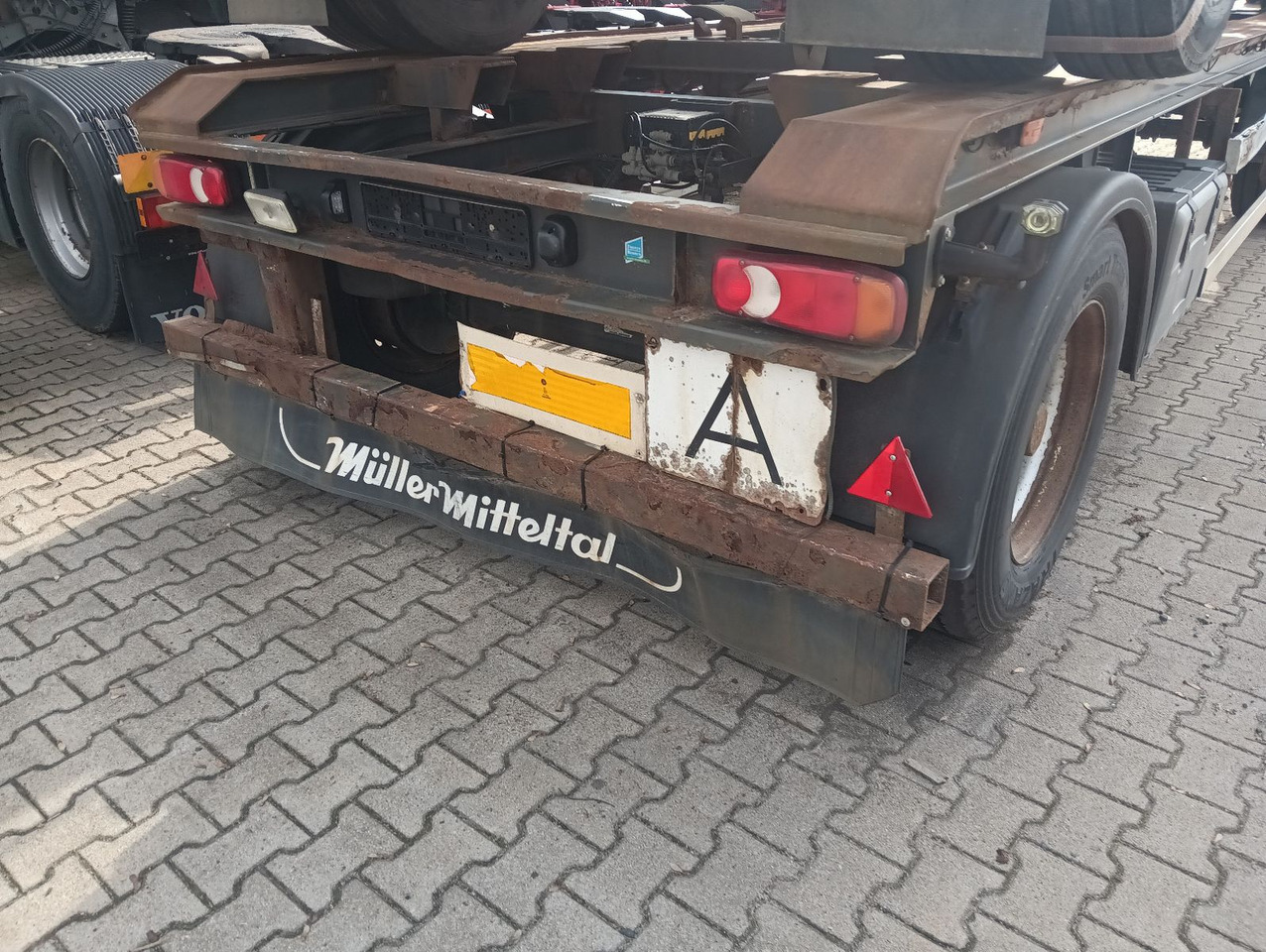 Müller-Mitteltal RA18 Abrollanhänger 7m BPW Trommel TÜV 5/2025 Müller-Mitteltal RA18 Abrollanhänger 7m BPW Trommel TÜV 5/2025 - Trailer lewati: gambar 1 Müller-Mitteltal RA18 Abrollanhänger 7m BPW Trommel TÜV 5/2025 Müller-Mitteltal RA18 Abrollanhänger 7m BPW Trommel TÜV 5/2025 - Trailer lewati: gambar 1