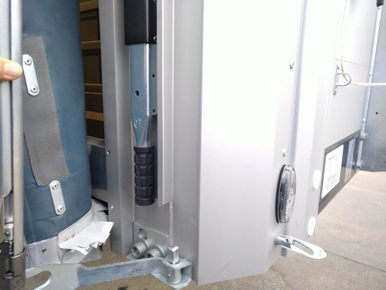 Semi-trailer dengan terpal samping baru Schwarzmüller ASSE STERZANTE, TETTUCIO APRIBILE HUBDACH LENKAC: gambar 8