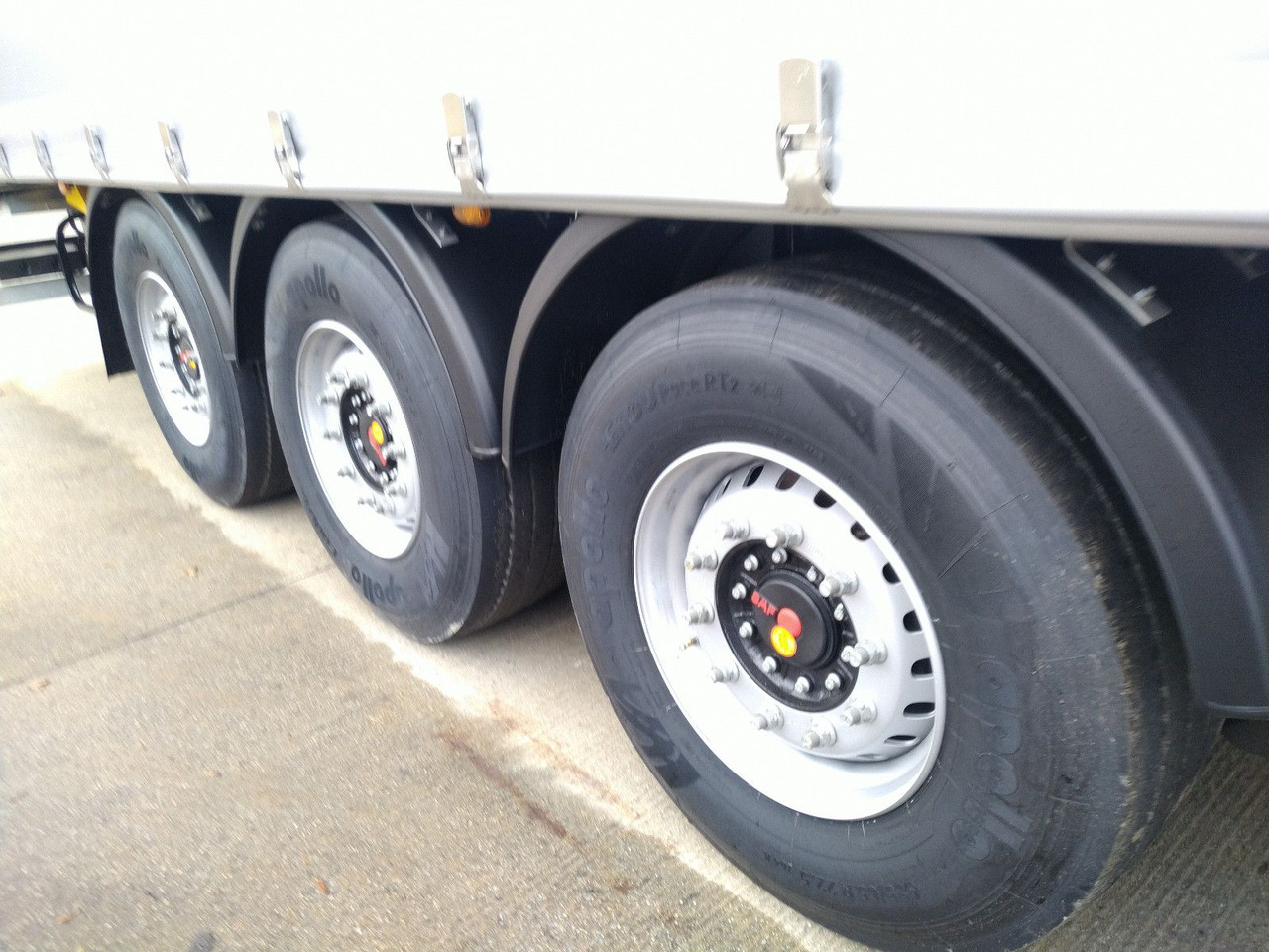 Semi-trailer dengan terpal samping baru Schwarzmüller ASSE STERZANTE, TETTUCIO APRIBILE HUBDACH LENKAC: gambar 23