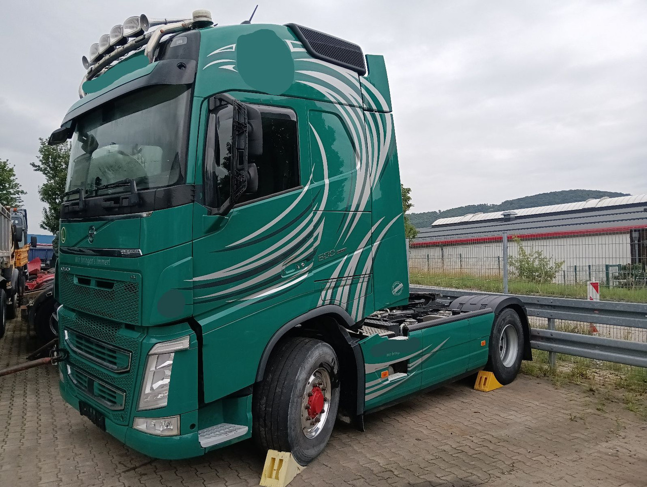 Volvo FH 500 4x2T X-Track Globe I-PARC HydraulikUNFALL - Tractor head: gambar 2 Volvo FH 500 4x2T X-Track Globe I-PARC HydraulikUNFALL - Tractor head: gambar 2