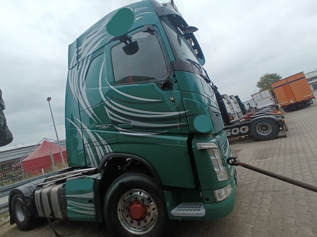 Volvo FH 500 4x2T X-Track Globe I-PARC HydraulikUNFALL - Tractor head: gambar 5 Volvo FH 500 4x2T X-Track Globe I-PARC HydraulikUNFALL - Tractor head: gambar 5