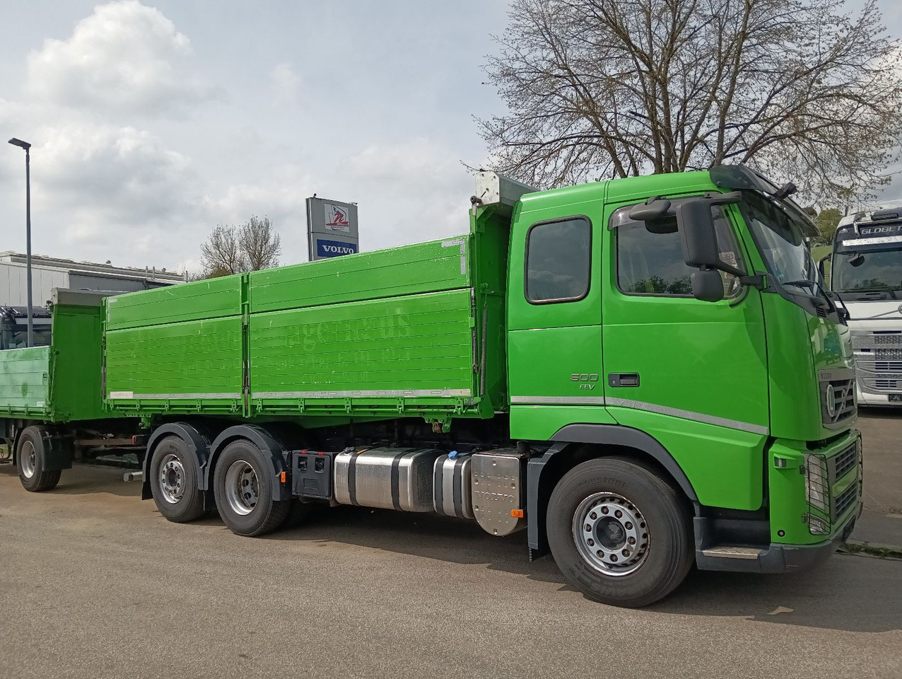 Volvo FH 500 6x2R 22m3 SCHWARZMÜLLER 3-S-GETREIDEKIPPE - Truk jungkit: gambar 3 Volvo FH 500 6x2R 22m3 SCHWARZMÜLLER 3-S-GETREIDEKIPPE - Truk jungkit: gambar 3
