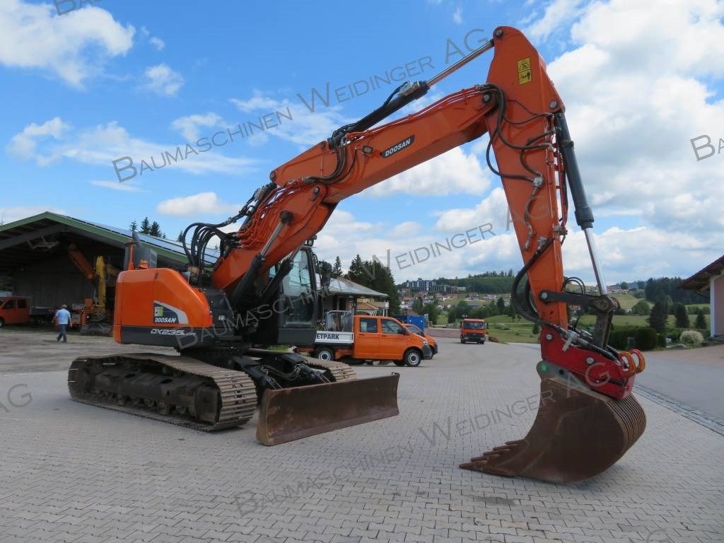 Doosan DX 235 LCR-5 - Ekskavator perayap: gambar 2 Doosan DX 235 LCR-5 - Ekskavator perayap: gambar 2