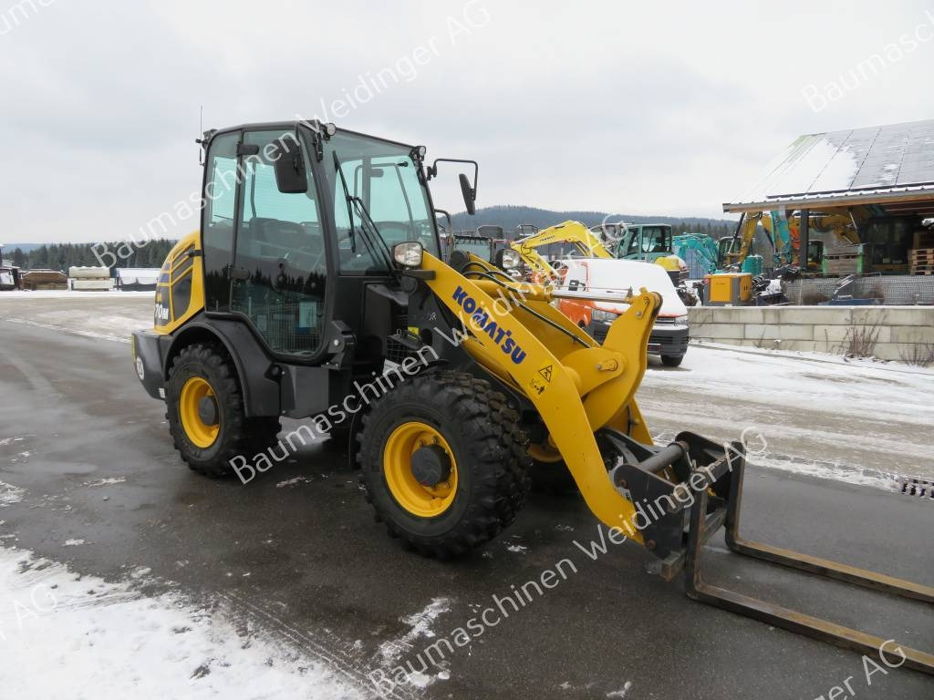 Komatsu WA 70 M-8 - Wheel loader: gambar 1 Komatsu WA 70 M-8 - Wheel loader: gambar 1