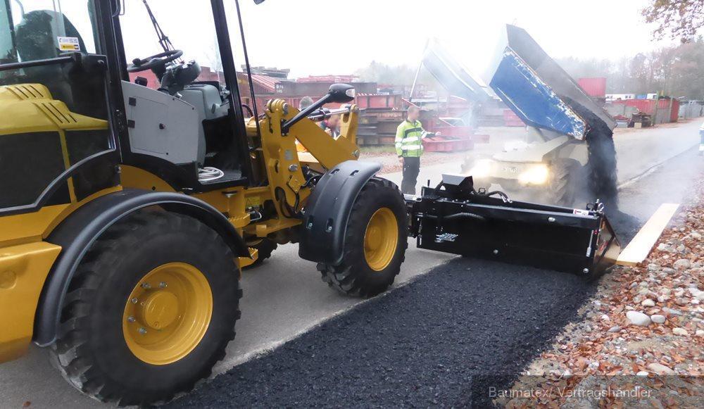 SIMEX ST200 Asphaltverteiler für Lader!! NEU!! - Mesin penggilingan jalan untuk Mesin aspal: gambar 4 SIMEX ST200 Asphaltverteiler für Lader!! NEU!! - Mesin penggilingan jalan untuk Mesin aspal: gambar 4