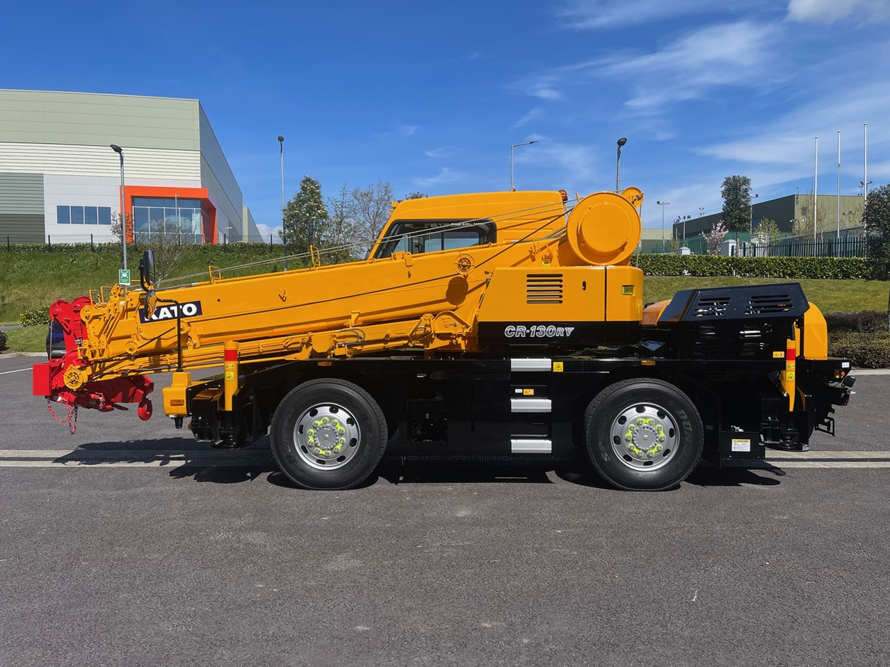 KATO CR-130Rv - 13 Ton Crane - Joystick Control & Stage V Engine - Derek bergerak: gambar 2 KATO CR-130Rv - 13 Ton Crane - Joystick Control & Stage V Engine - Derek bergerak: gambar 2