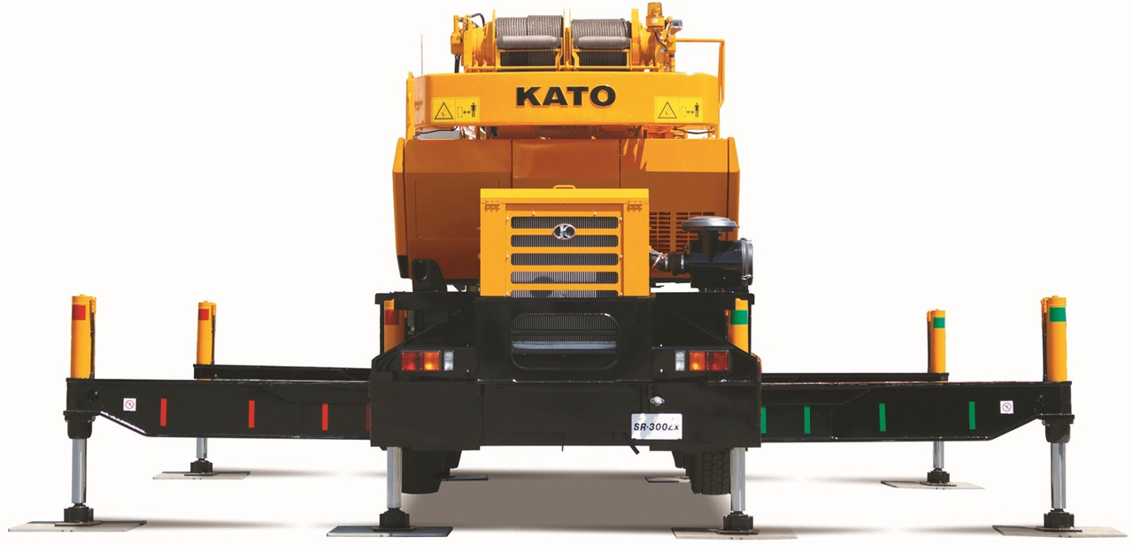 KATO SR-300Lx - 30 Ton Rough Terrain Crane - Derek medan kasar: gambar 3 KATO SR-300Lx - 30 Ton Rough Terrain Crane - Derek medan kasar: gambar 3