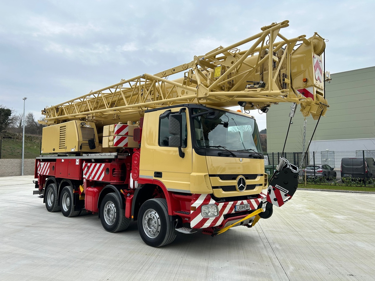 LIEBHERR LTF1060-4.1 - Excellent Condition - Derek bergerak: gambar 3 LIEBHERR LTF1060-4.1 - Excellent Condition - Derek bergerak: gambar 3