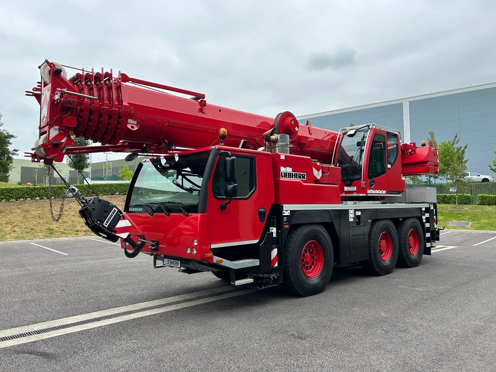 LIEBHERR LTM1060-3.1 - Like New Condition - Derek semua medan: gambar 5 LIEBHERR LTM1060-3.1 - Like New Condition - Derek semua medan: gambar 5