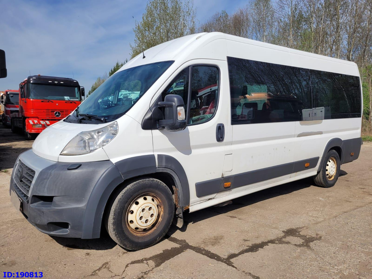 FIAT Ducato - VIP - 17 Seater - Bus pariwisata: gambar 1 FIAT Ducato - VIP - 17 Seater - Bus pariwisata: gambar 1