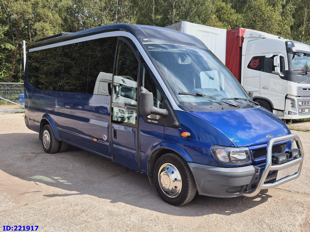 FORD Sunset VIP 17-seats - Bus pariwisata: gambar 4 FORD Sunset VIP 17-seats - Bus pariwisata: gambar 4