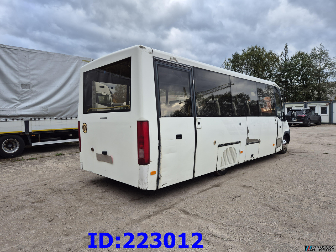 IVECO Daily 50C18 - 23-seater - Bus pariwisata: gambar 5 IVECO Daily 50C18 - 23-seater - Bus pariwisata: gambar 5