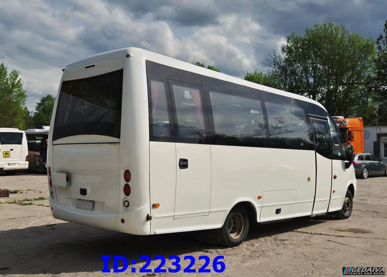 IVECO Daily 70C17A 25-seater Euro5 - Bus pariwisata: gambar 5 IVECO Daily 70C17A 25-seater Euro5 - Bus pariwisata: gambar 5