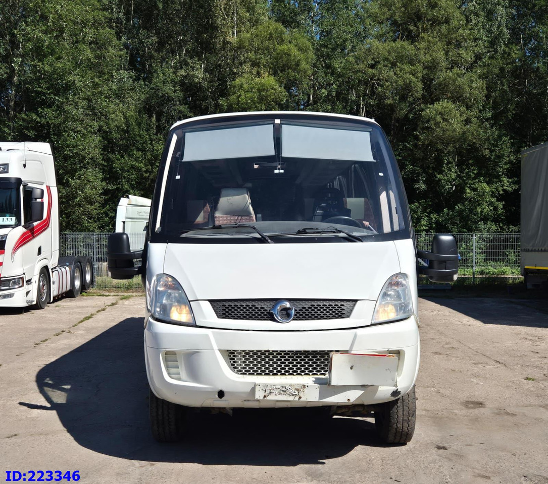 IVECO First / Wing - 28 places - Euro5 (Gearbox defect) - Bus pariwisata: gambar 2 IVECO First / Wing - 28 places - Euro5 (Gearbox defect) - Bus pariwisata: gambar 2