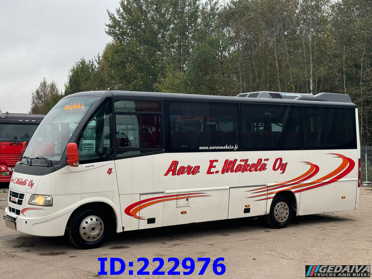IVECO Rapido 65C18 - 24 Seater - Bus pariwisata: gambar 1 IVECO Rapido 65C18 - 24 Seater - Bus pariwisata: gambar 1
