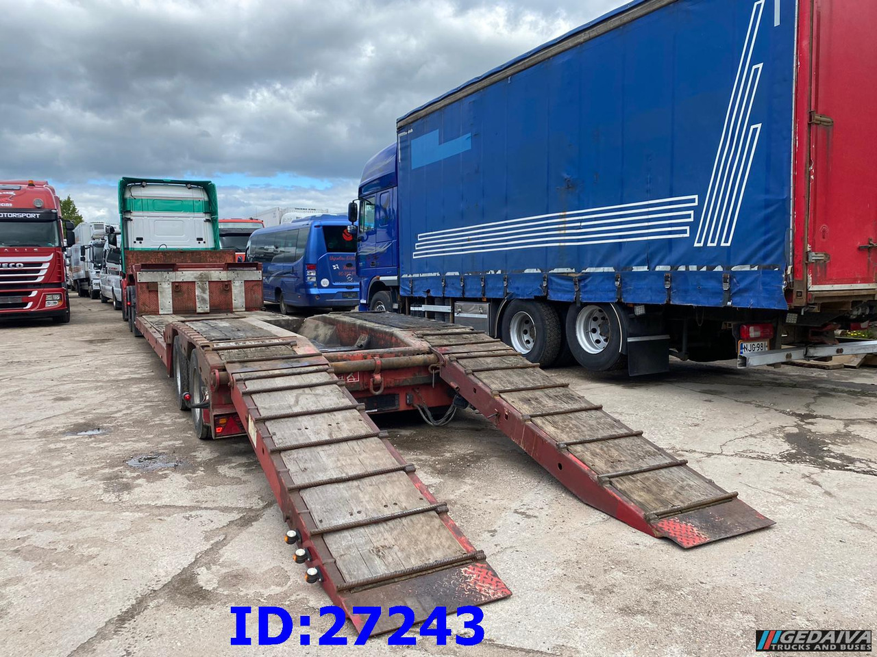 LANGENDORF Satbue 20/28 - Low bed - Semi-trailer low bed: gambar 4 LANGENDORF Satbue 20/28 - Low bed - Semi-trailer low bed: gambar 4