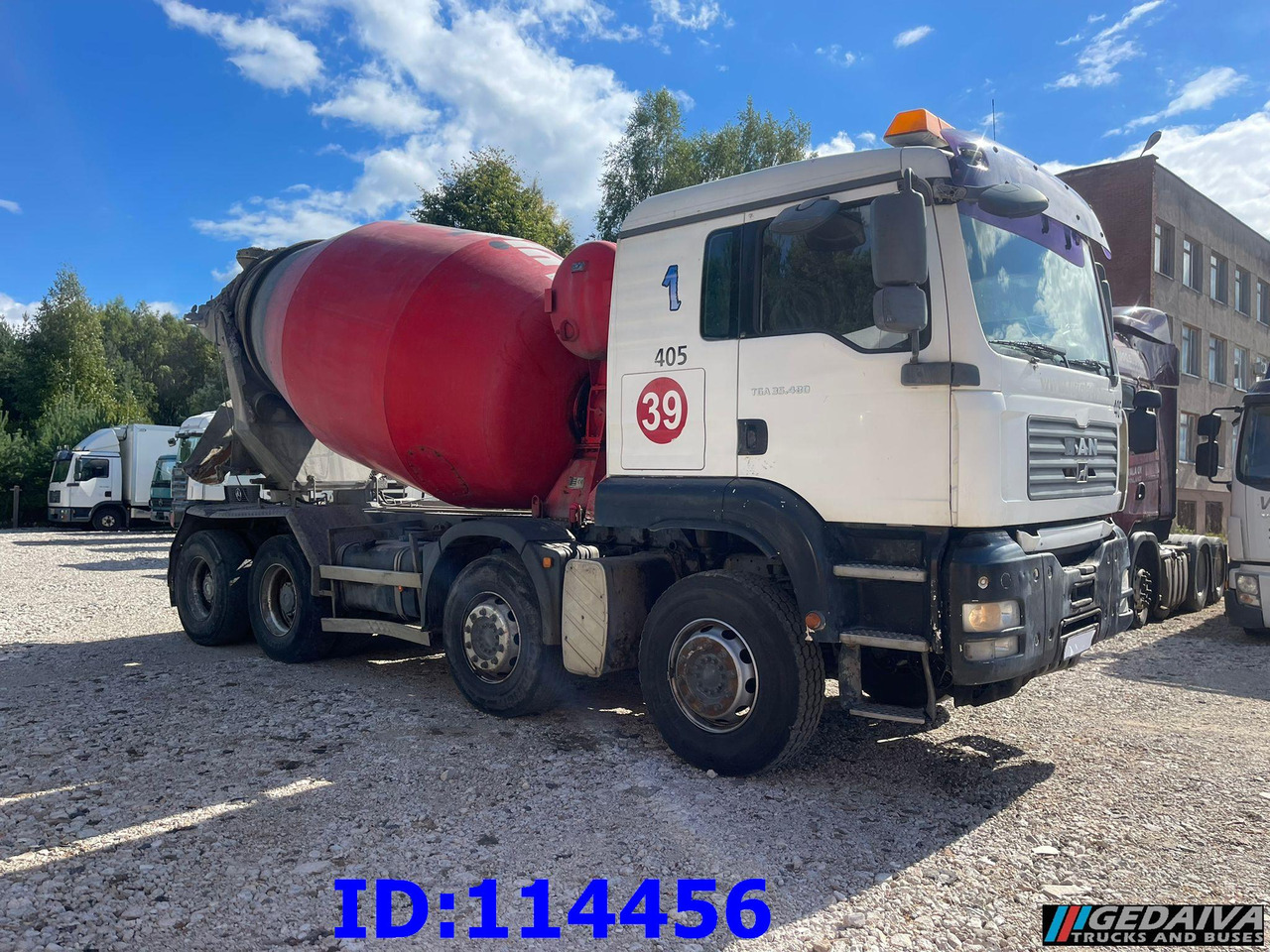MAN TGA 35.480 8X4 8m3 Manual - Truk pengaduk beton: gambar 2 MAN TGA 35.480 8X4 8m3 Manual - Truk pengaduk beton: gambar 2
