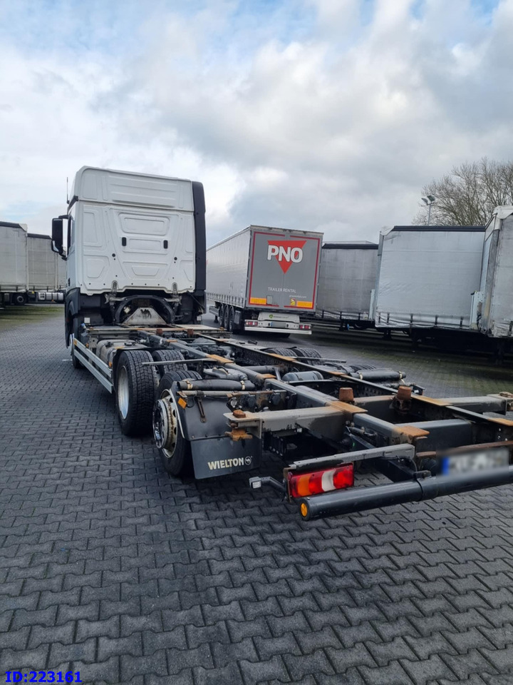 MERCEDES-BENZ Actros 2542 BDF 6x2 Euro6 - Truk sasis: gambar 5 MERCEDES-BENZ Actros 2542 BDF 6x2 Euro6 - Truk sasis: gambar 5