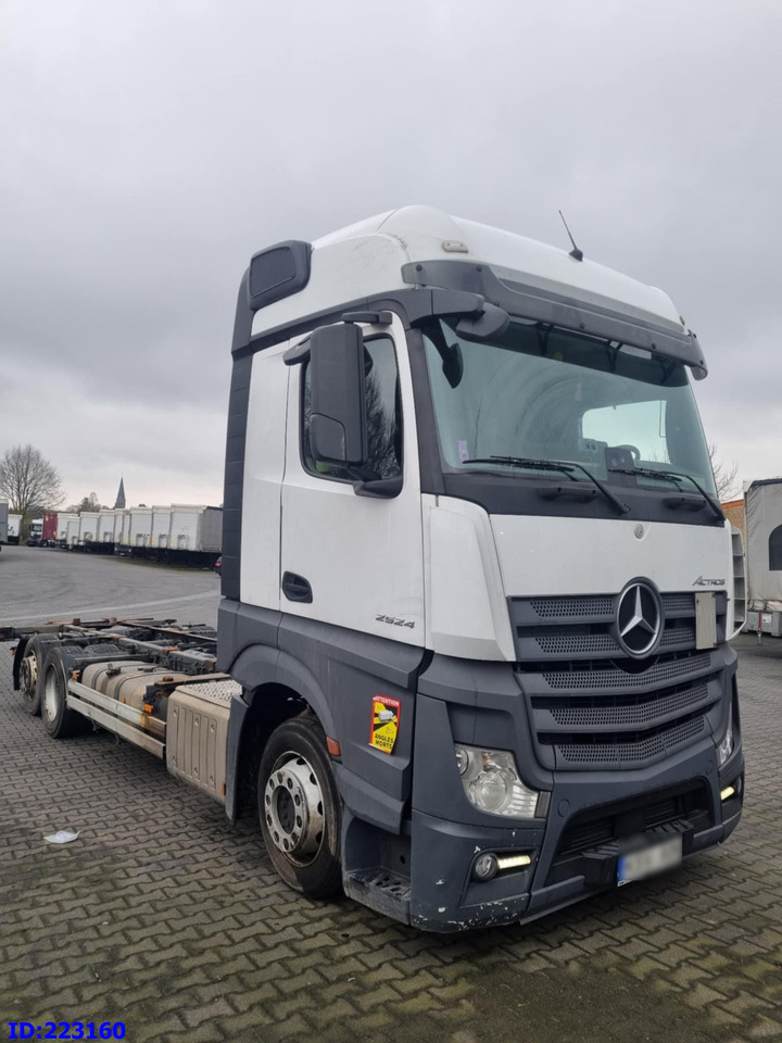 MERCEDES-BENZ Actros 2542 BDF Euro6 - Truk sasis: gambar 2 MERCEDES-BENZ Actros 2542 BDF Euro6 - Truk sasis: gambar 2
