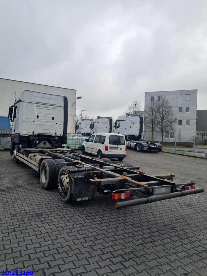 MERCEDES-BENZ Actros 2542 BDF Euro6 - Truk sasis: gambar 5 MERCEDES-BENZ Actros 2542 BDF Euro6 - Truk sasis: gambar 5