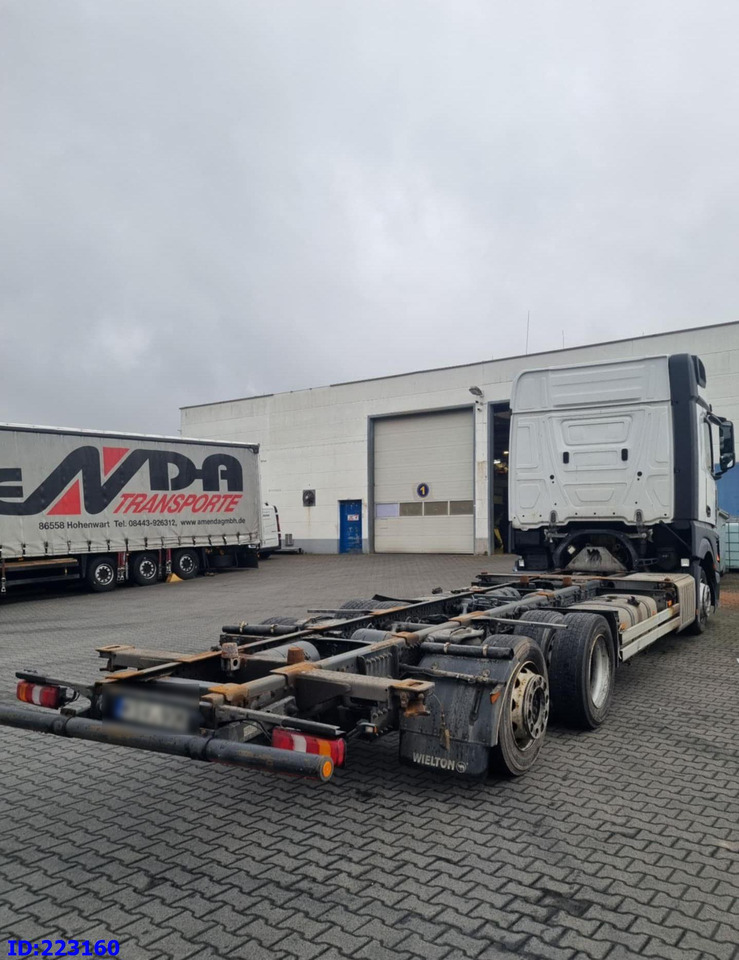 MERCEDES-BENZ Actros 2542 BDF Euro6 - Truk sasis: gambar 4 MERCEDES-BENZ Actros 2542 BDF Euro6 - Truk sasis: gambar 4