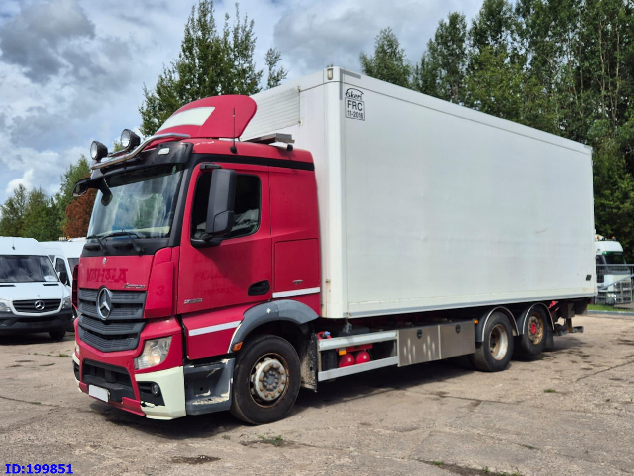 MERCEDES-BENZ Actros 2551 6x2 Euro5 - Truk box: gambar 1 MERCEDES-BENZ Actros 2551 6x2 Euro5 - Truk box: gambar 1