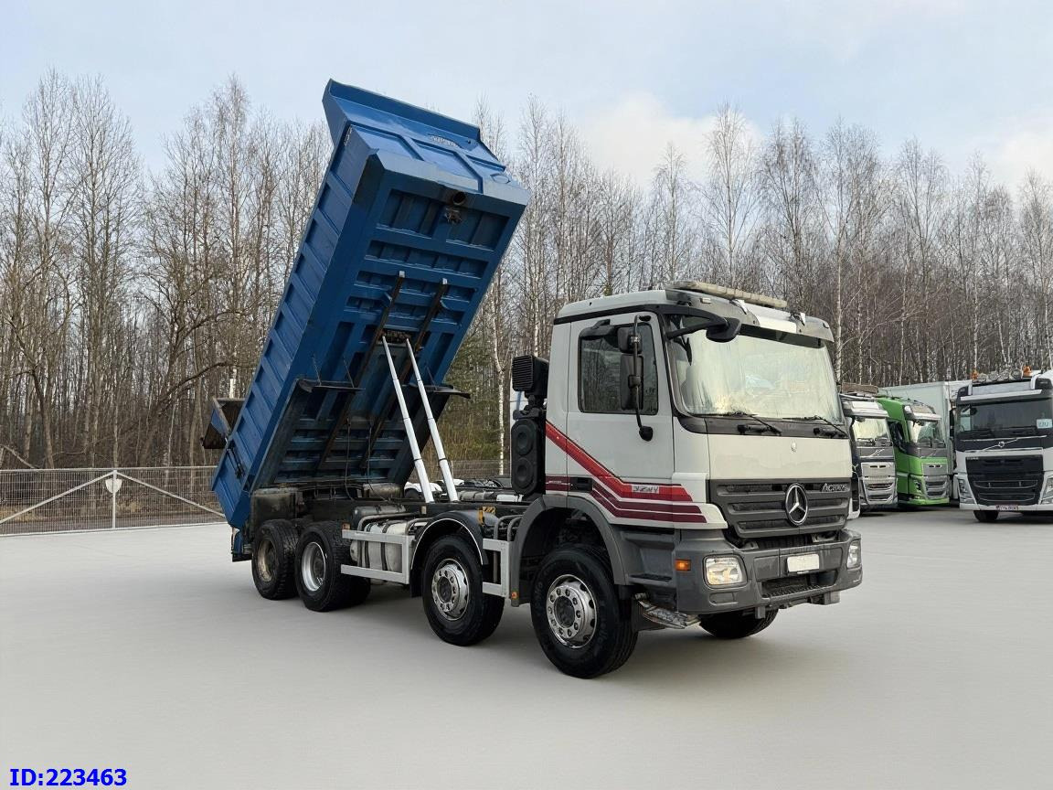 MERCEDES-BENZ Actros 3241 8x4 TOP CONDITION - Truk jungkit: gambar 4 MERCEDES-BENZ Actros 3241 8x4 TOP CONDITION - Truk jungkit: gambar 4