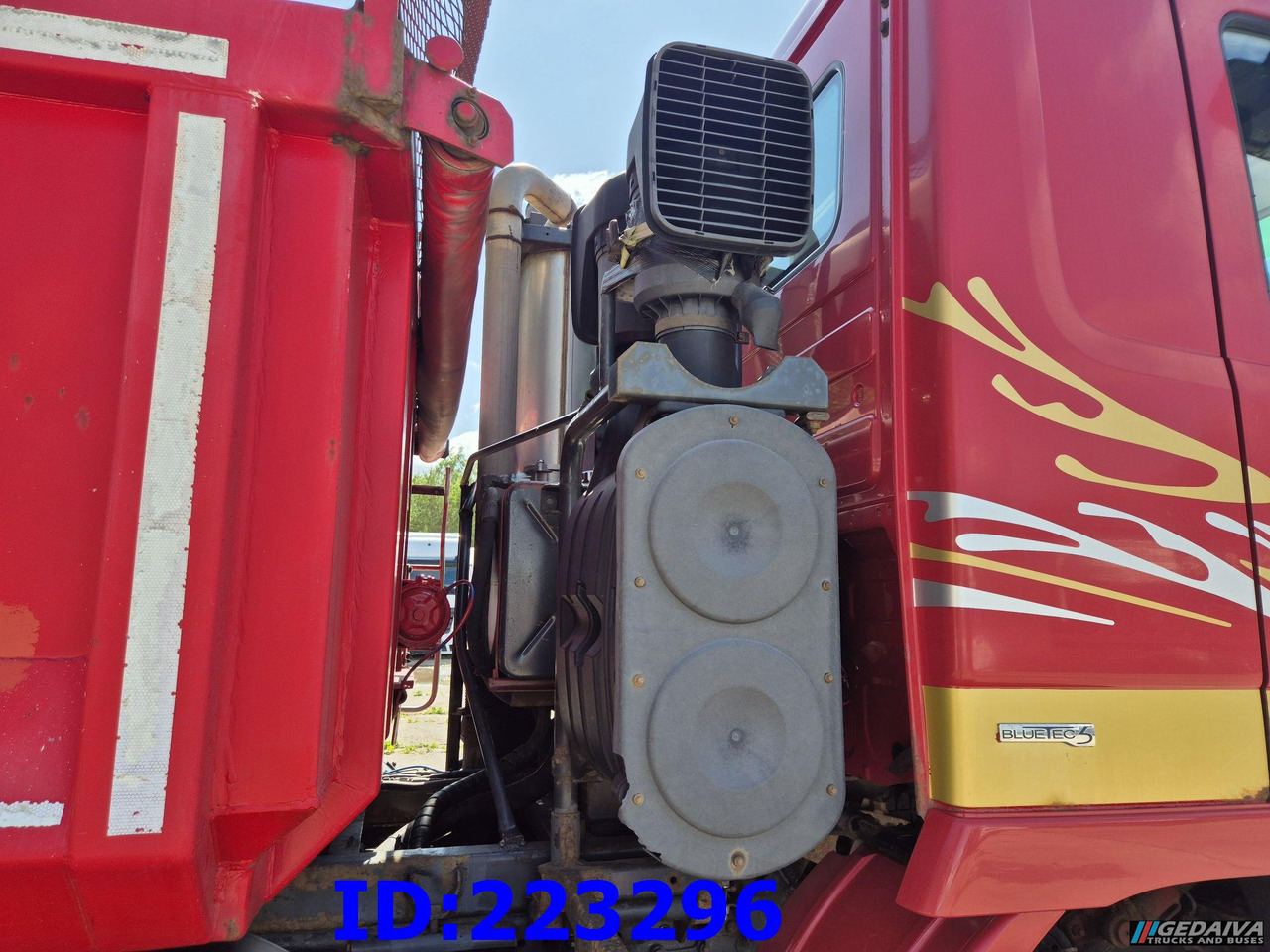 MERCEDES-BENZ Actros 3244 8x4 Big axle Euro5 - Truk jungkit: gambar 5 MERCEDES-BENZ Actros 3244 8x4 Big axle Euro5 - Truk jungkit: gambar 5