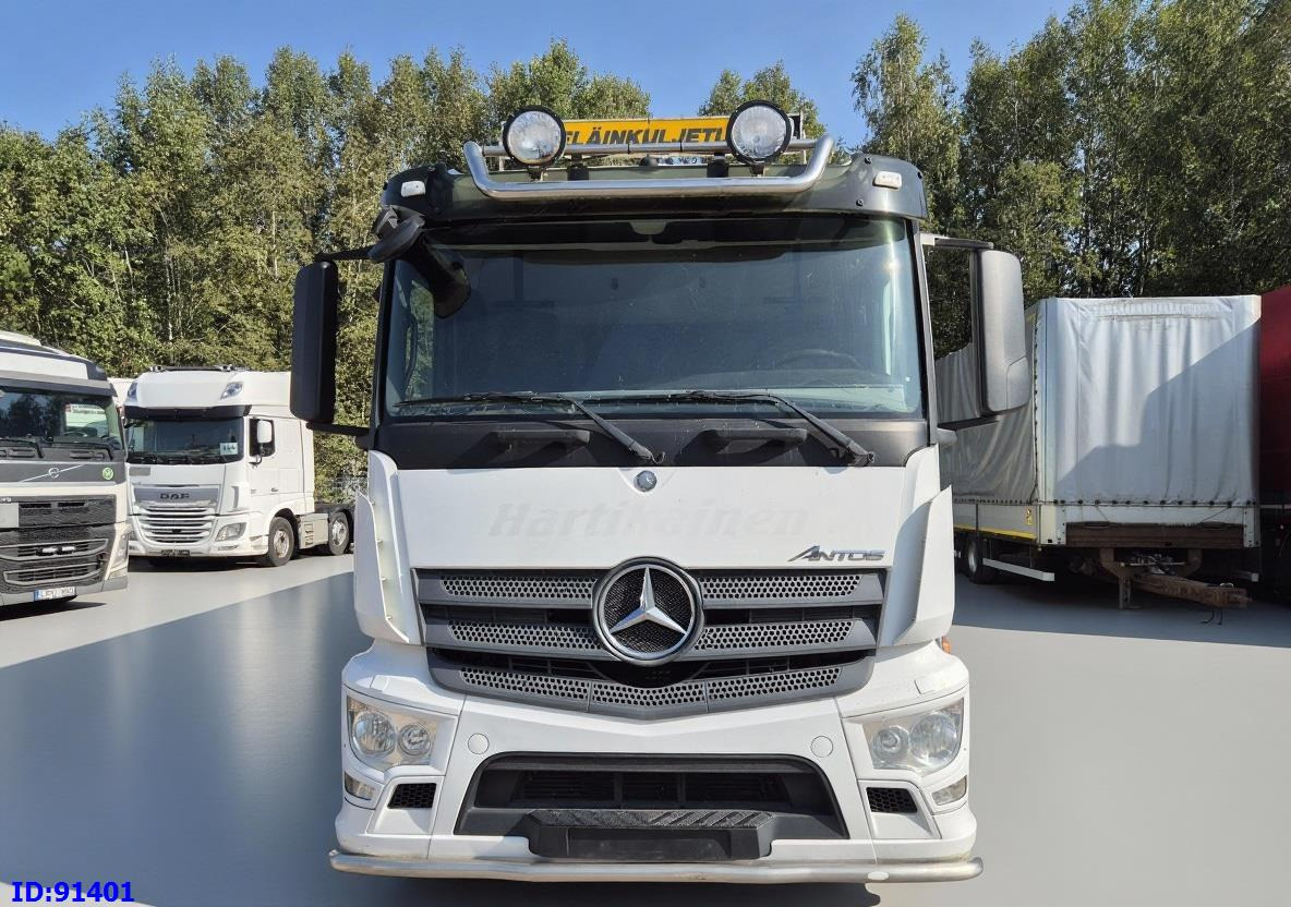 MERCEDES-BENZ Antos 2532 - 6x2 - Euro 6 - Animal transport - Truk pengangkut hewan: gambar 2 MERCEDES-BENZ Antos 2532 - 6x2 - Euro 6 - Animal transport - Truk pengangkut hewan: gambar 2