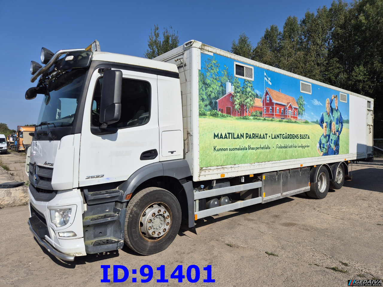 MERCEDES-BENZ Antos 2532 - 6x2 - Euro 6 - Animal transport - Truk pengangkut hewan: gambar 1 MERCEDES-BENZ Antos 2532 - 6x2 - Euro 6 - Animal transport - Truk pengangkut hewan: gambar 1