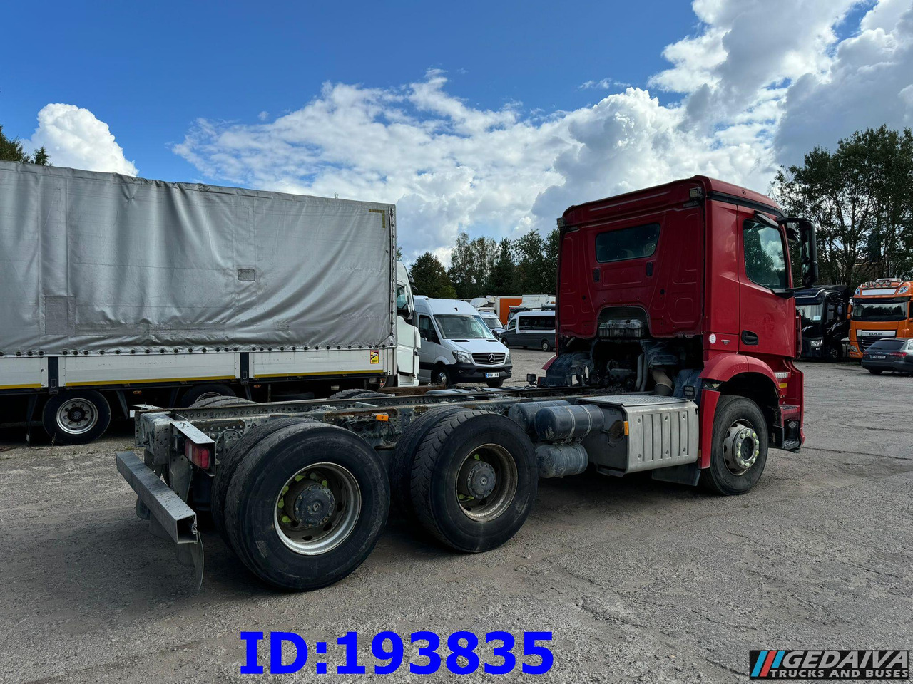 MERCEDES-BENZ Arocs 2840 6x4 Manual Euro6 - Truk sasis: gambar 5 MERCEDES-BENZ Arocs 2840 6x4 Manual Euro6 - Truk sasis: gambar 5